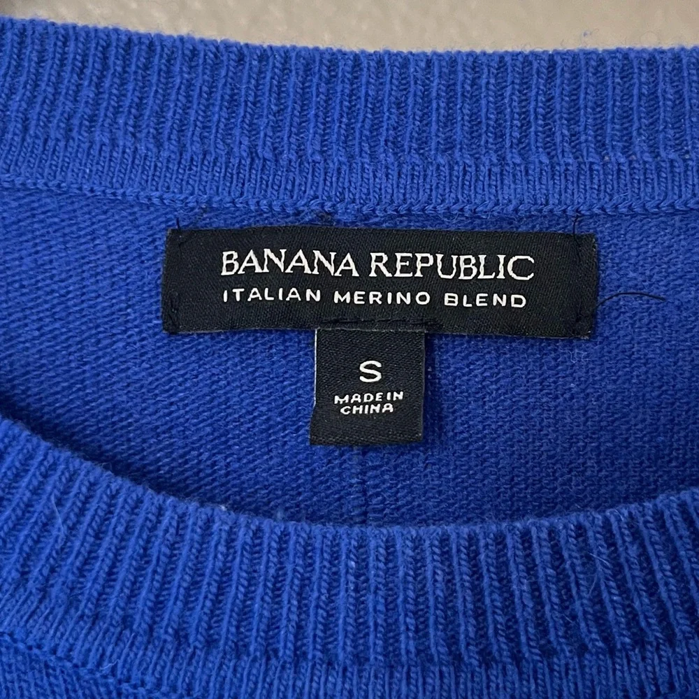 Banana Republic Royal Blue Knit Top - Picture 2 of 3
